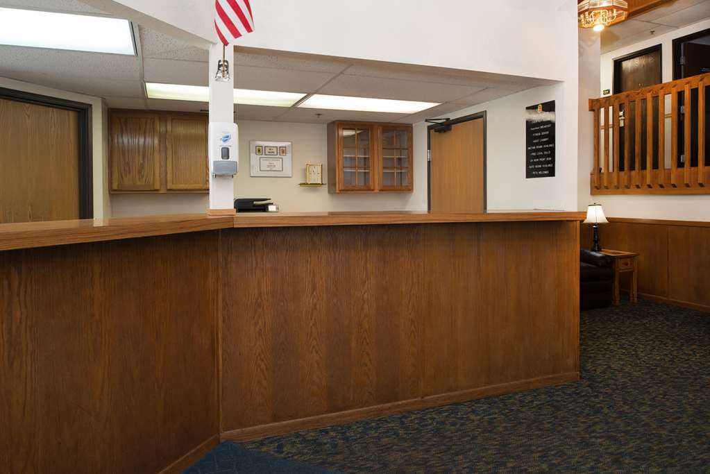 Super 8 By Wyndham Lincoln North Hotel Interior photo